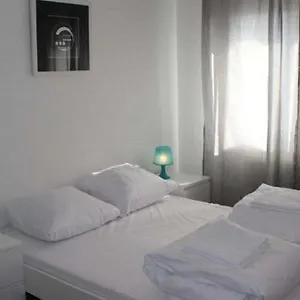 Appartement Lyon Holidays, Lyon